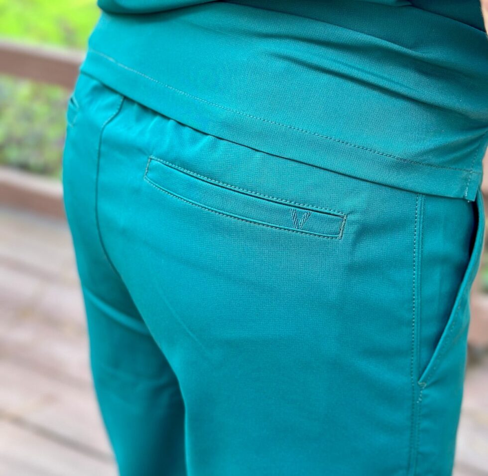 The 15+ Best Scrubs for Men and Male Nurses (2024)